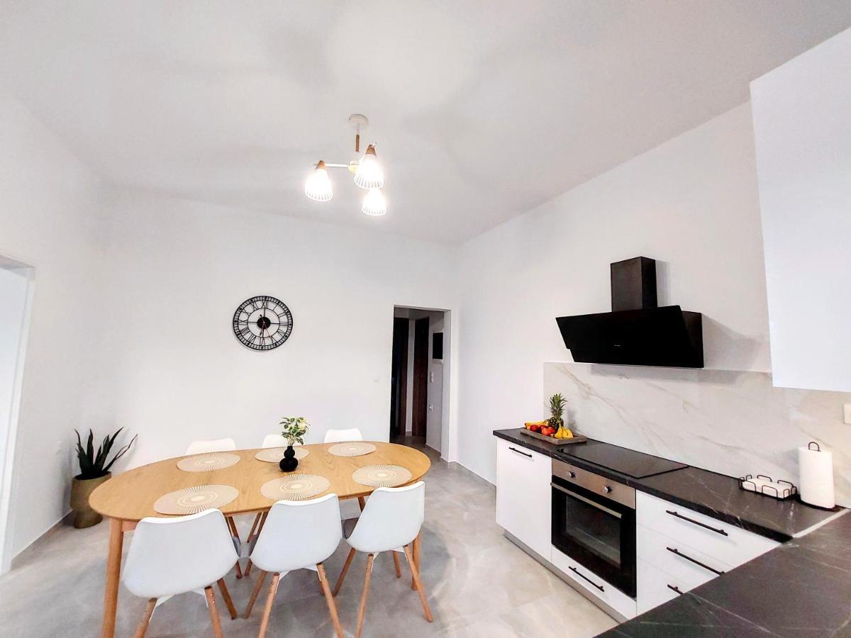 Blue Horizon Kissamos Apartment ภายนอก รูปภาพ