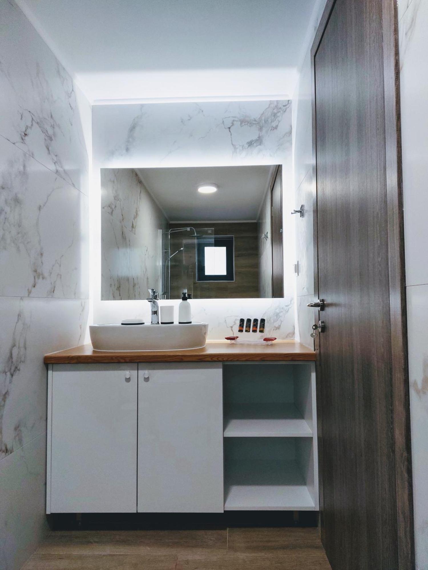 Blue Horizon Kissamos Apartment ภายนอก รูปภาพ